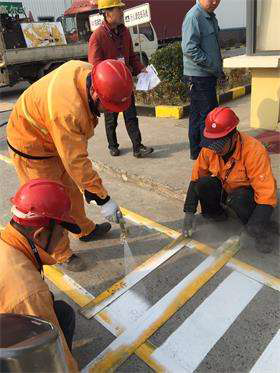 PPG 清潔工程車間管道、線路、 設備清潔及地面安全標識涂裝